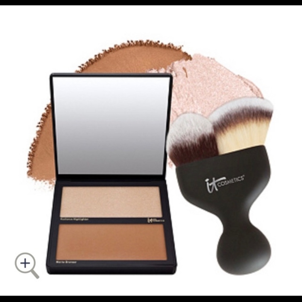 It Cosmetics Hello Cheekbones Love Highlighter Matte Bronzer